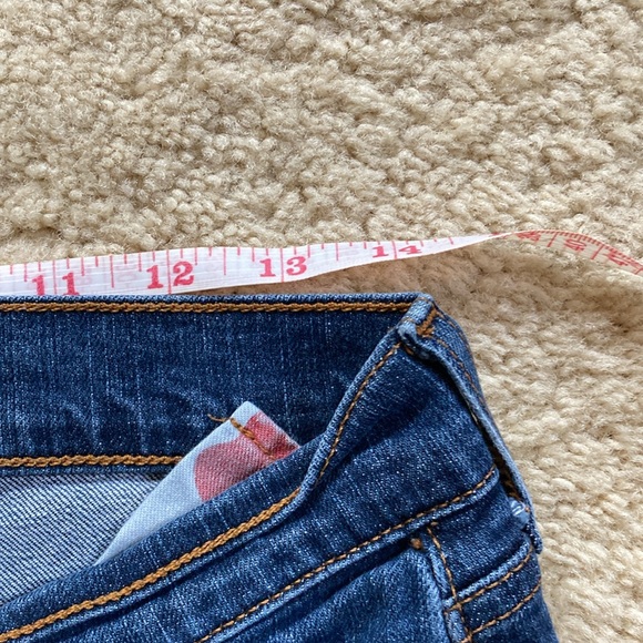 Lucky Brand flare jeans - Picture 6 of 8